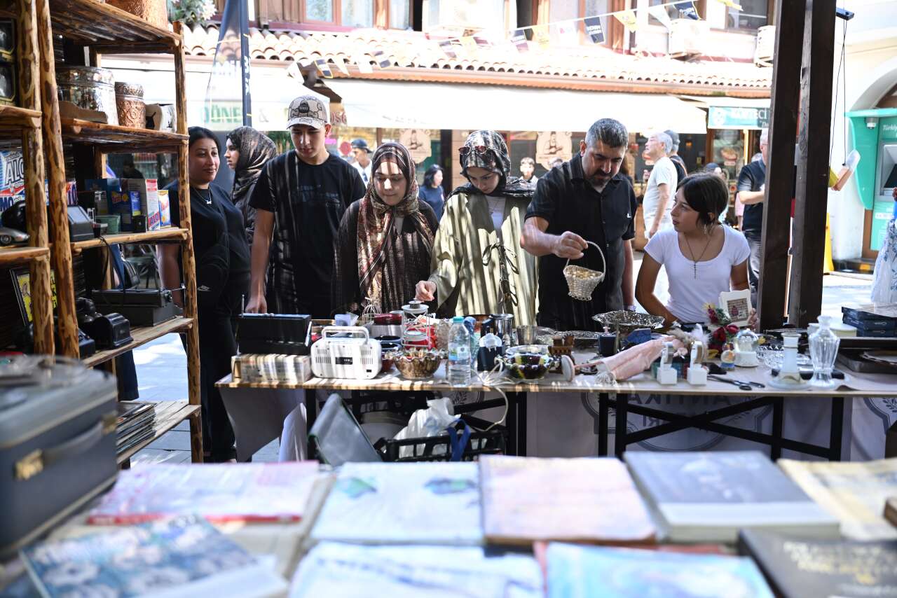Konya esnafından yüzde 30 indirim! Tarihi Çarşılar Alışveriş Günleri başladı 7